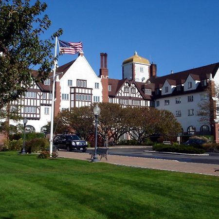 Hotel Montauk Manor Exterior foto The Inn at Gadsden's Point