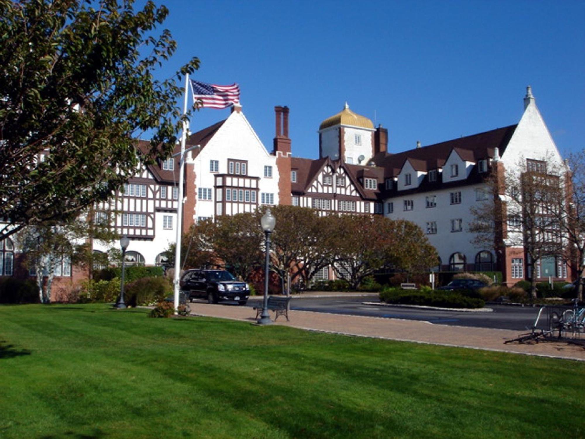 Hotel Montauk Manor Exterior foto The Inn at Gadsden's Point